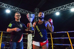 MUAY THAI – PUNHOS DE AÇO Nº6 EM GOIÂNIA