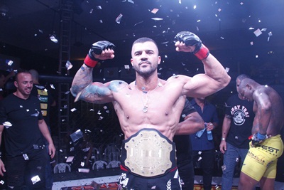 Gabriel “Vem Tranquilo” é finalizado na sua estréia como lutador profissional